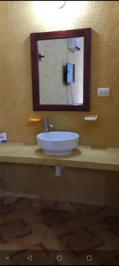Hotel Yaakunah Escárcega Екстериор снимка