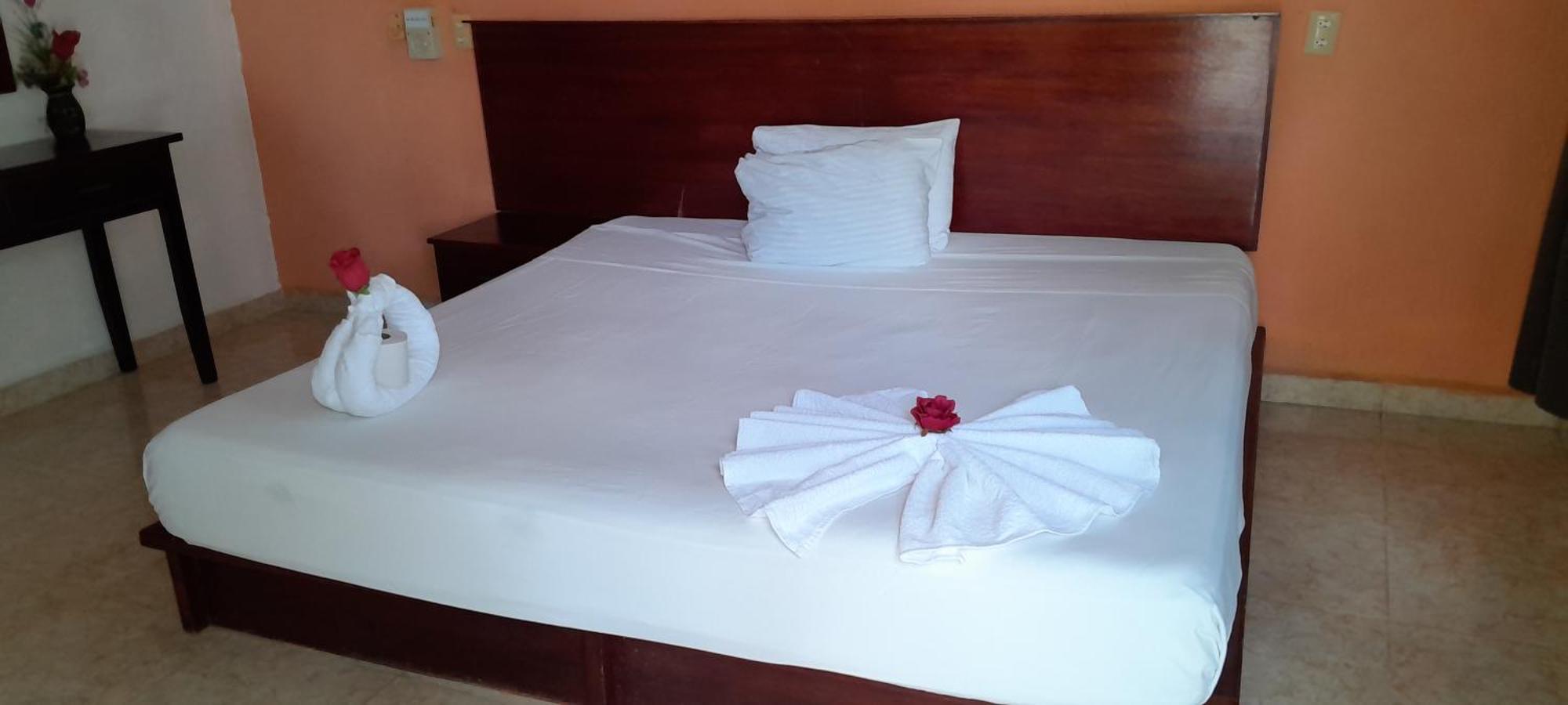 Hotel Yaakunah Escárcega Екстериор снимка